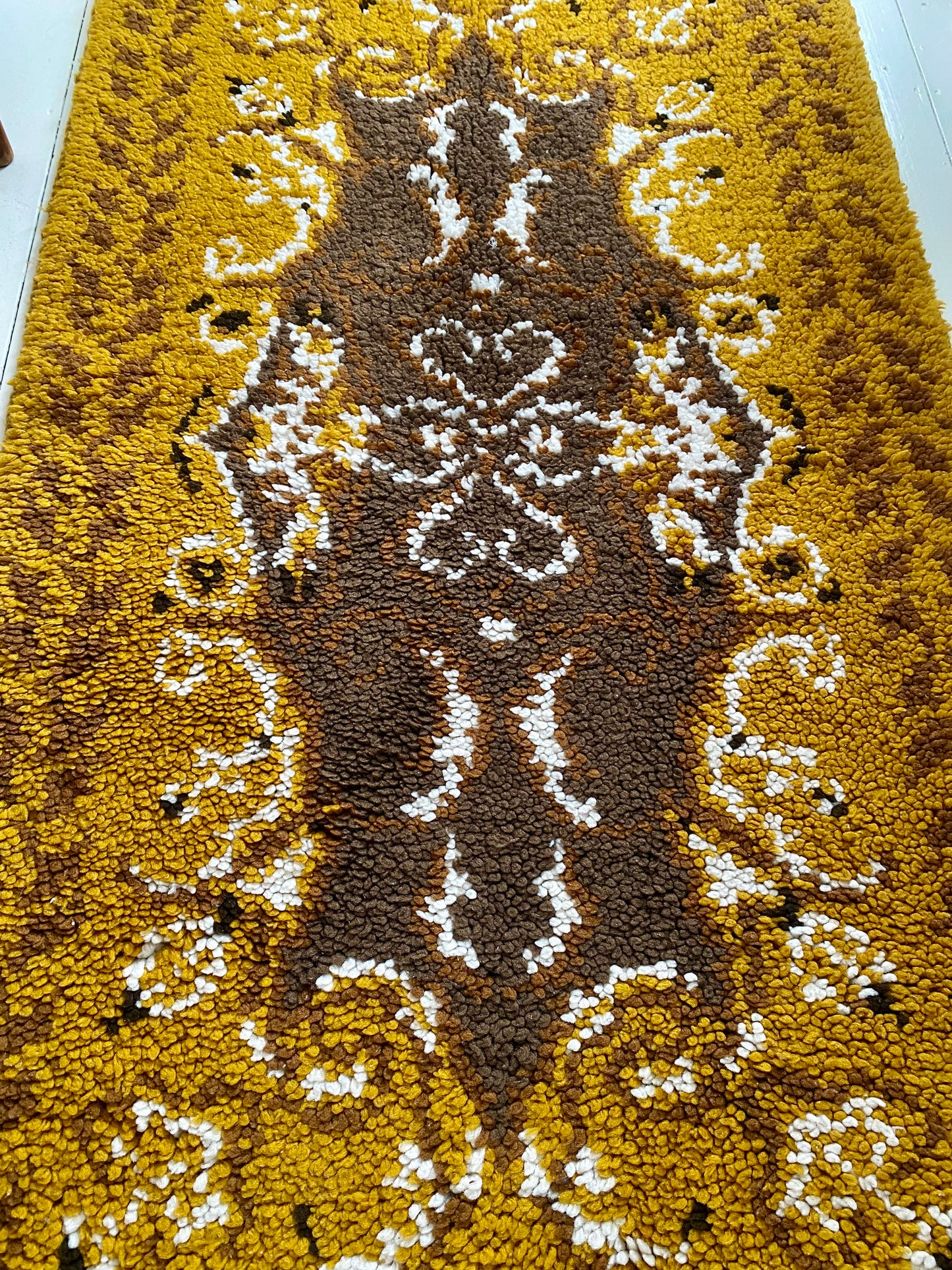 Tapis tufté en laine des années 70