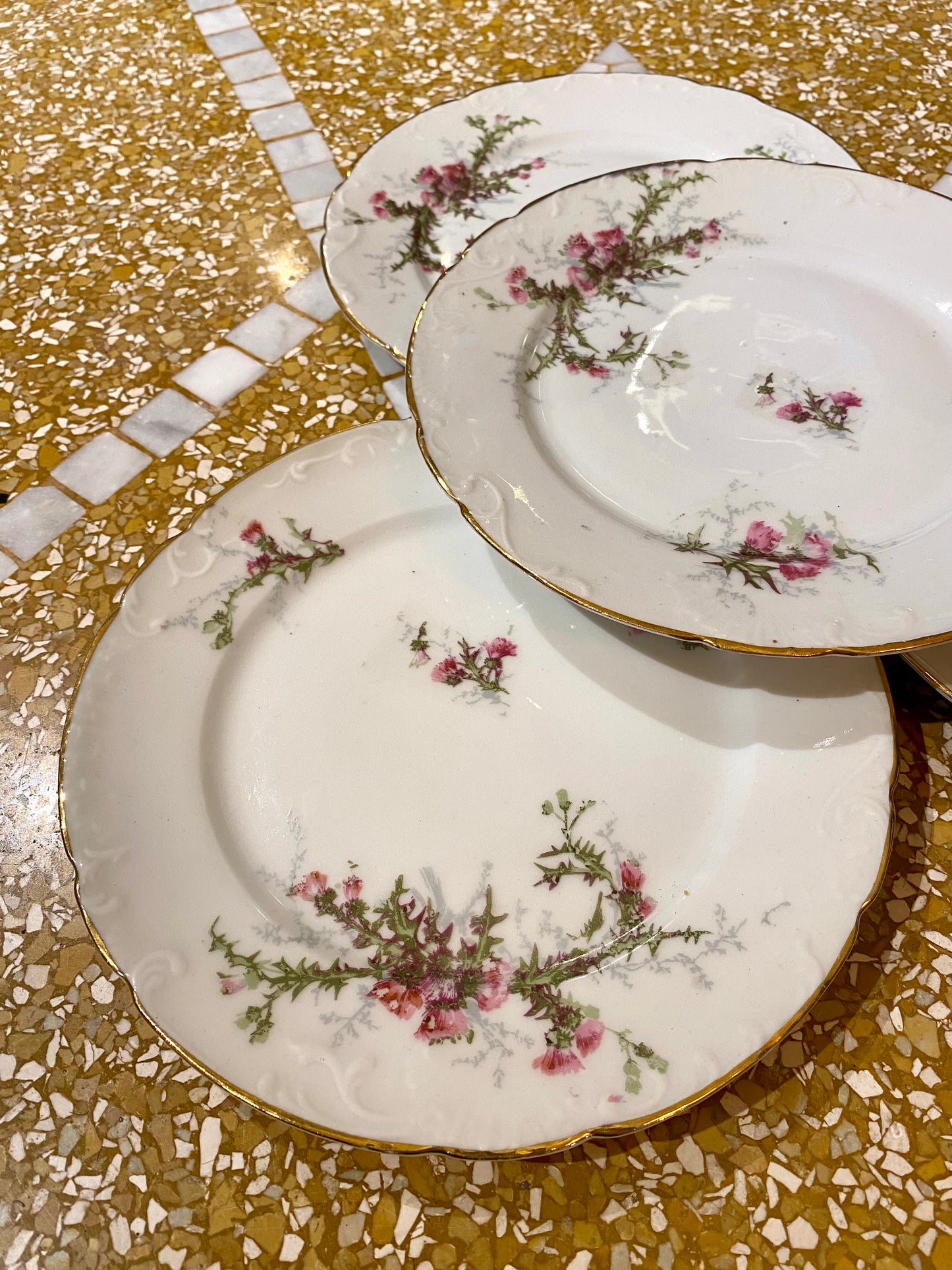 Lot de 6 assiettes à dessert en porcelaine