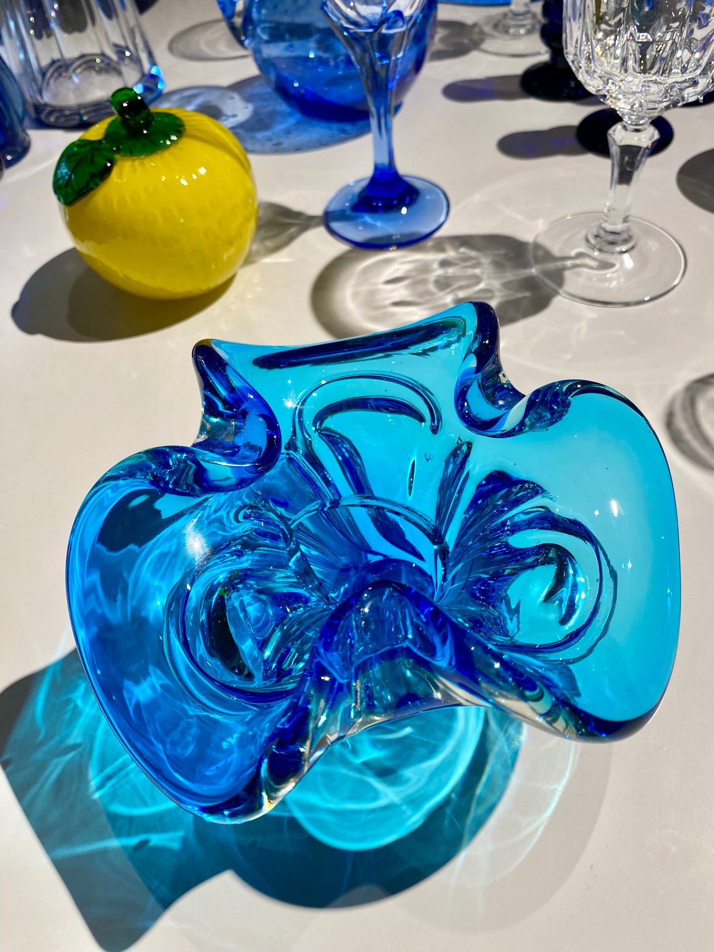 Cendrier bleu verre soufflé