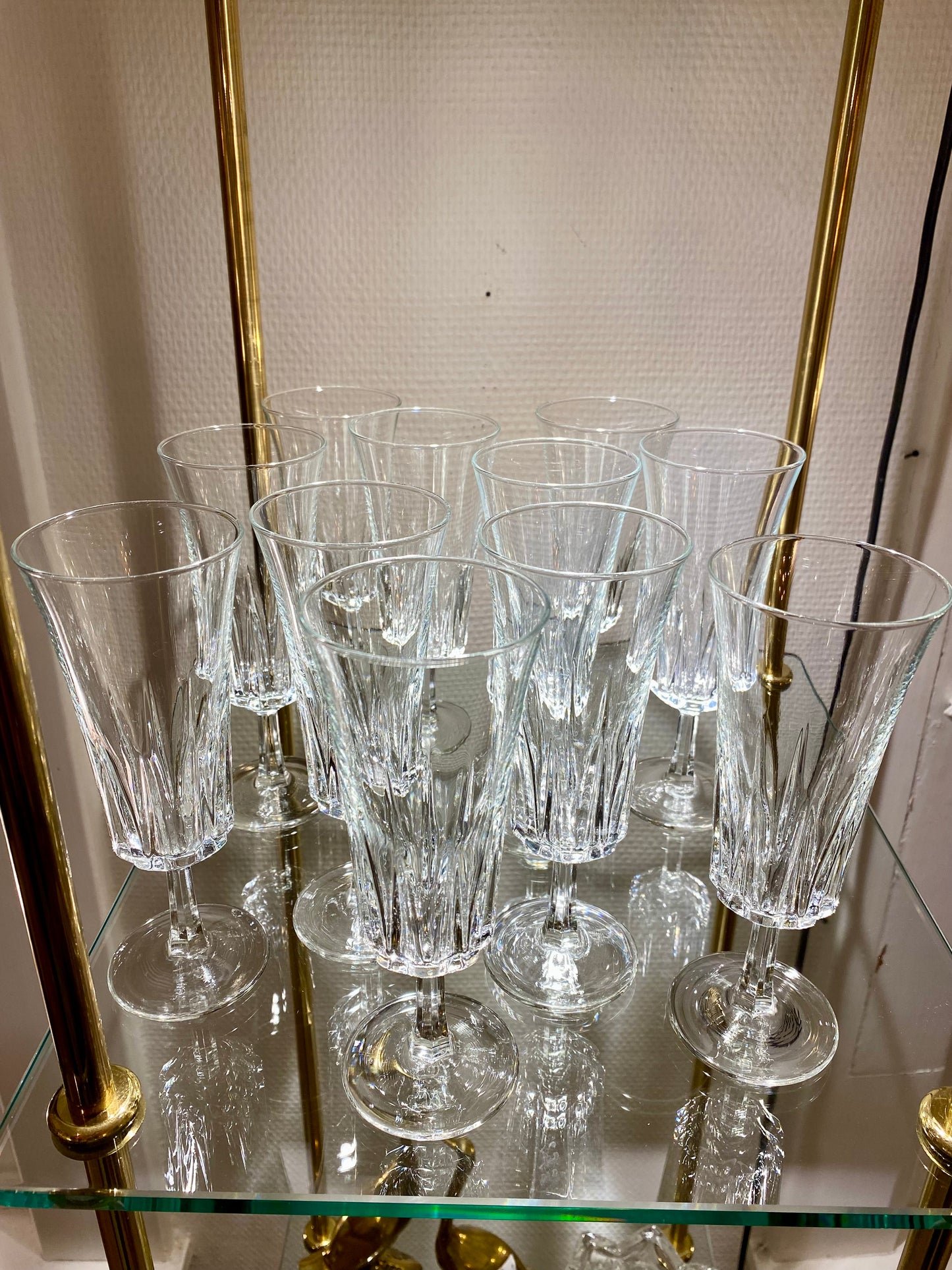 Lot de 11 flûtes à champagne en verre