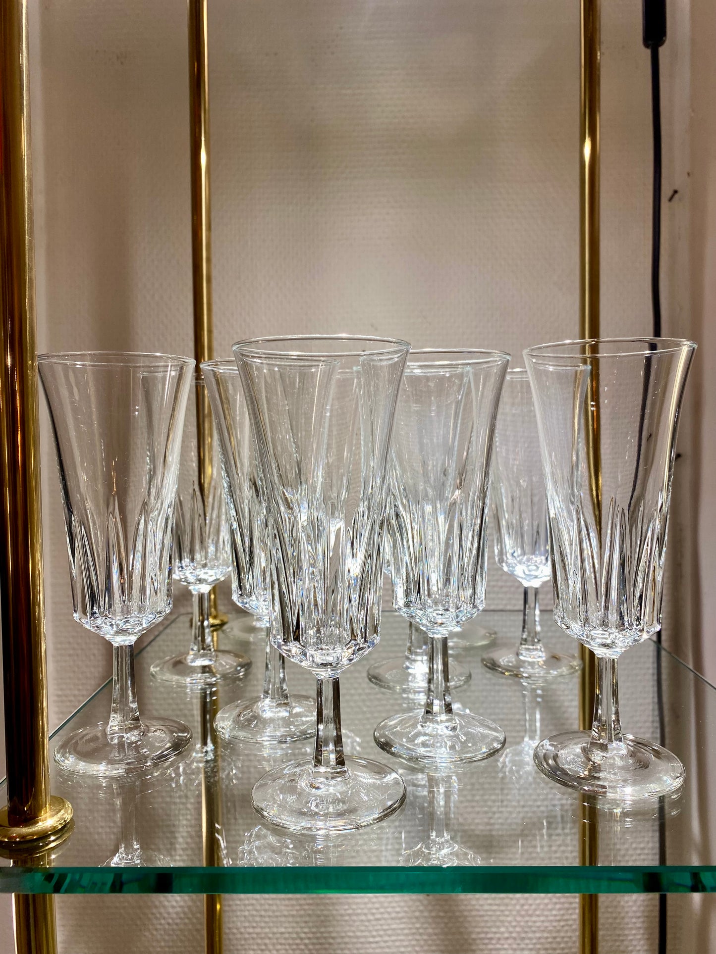 Lot de 11 flûtes à champagne en verre